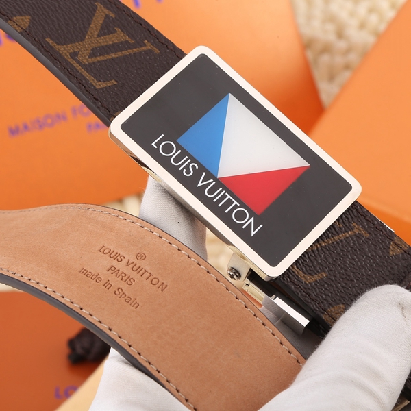 激安ルイヴィトンベルト背面デザイン